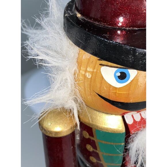 Nutcracker Soldier Red Green Wood Classic Decor Christmas 10" Bed Bath & Beyond - Picture 7 of 7